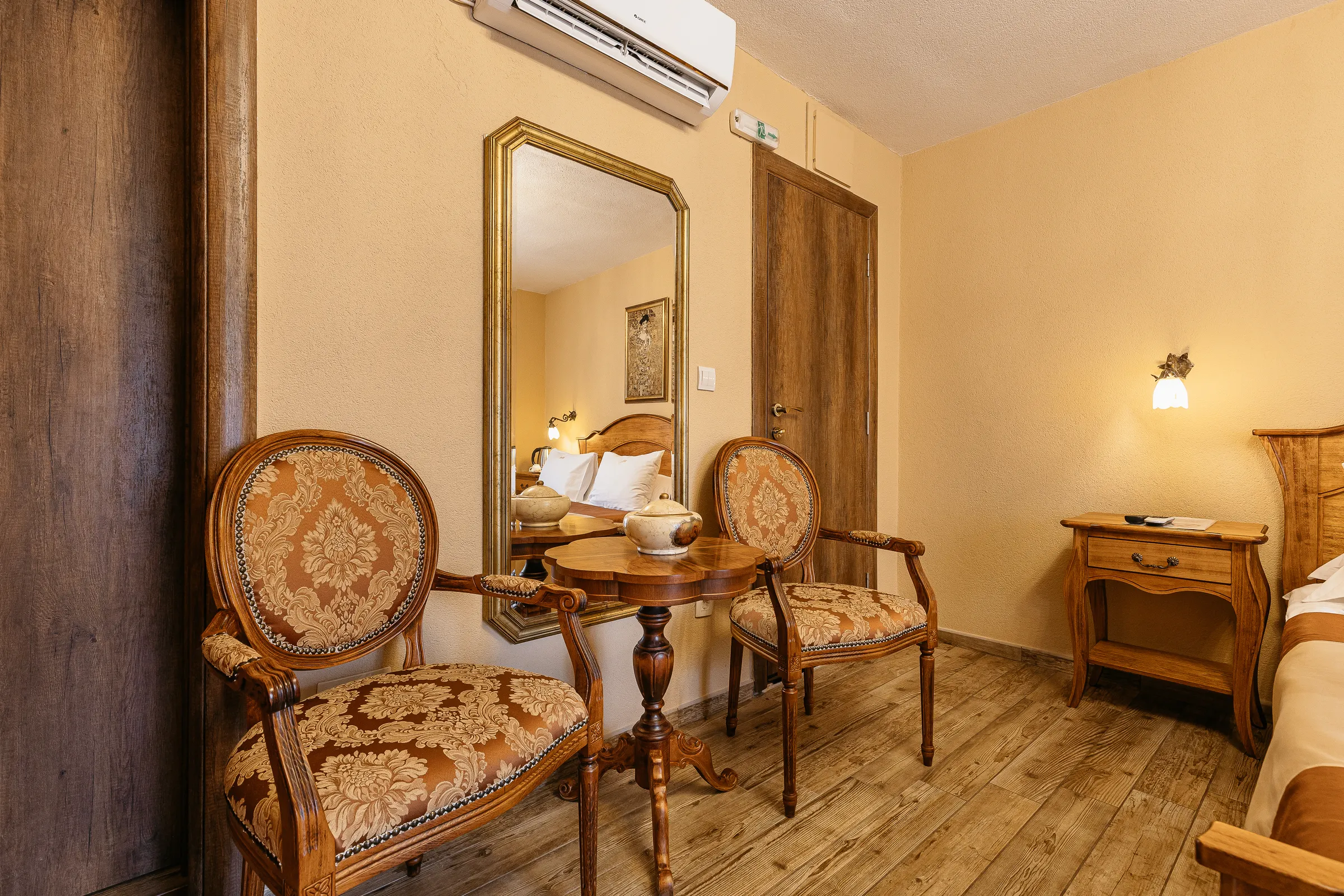 Economy Room — Annex 7