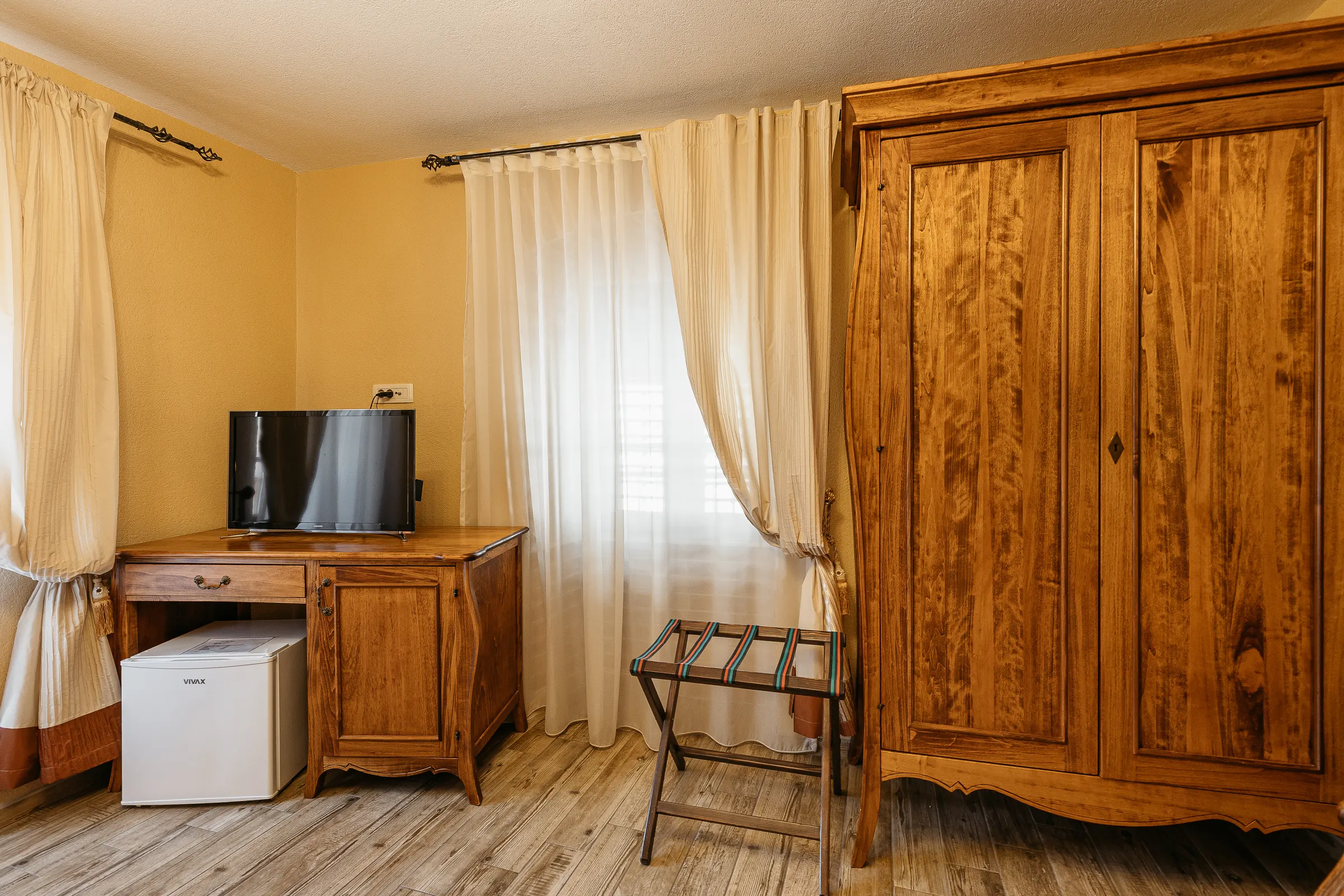 Economy Room — Annex 8