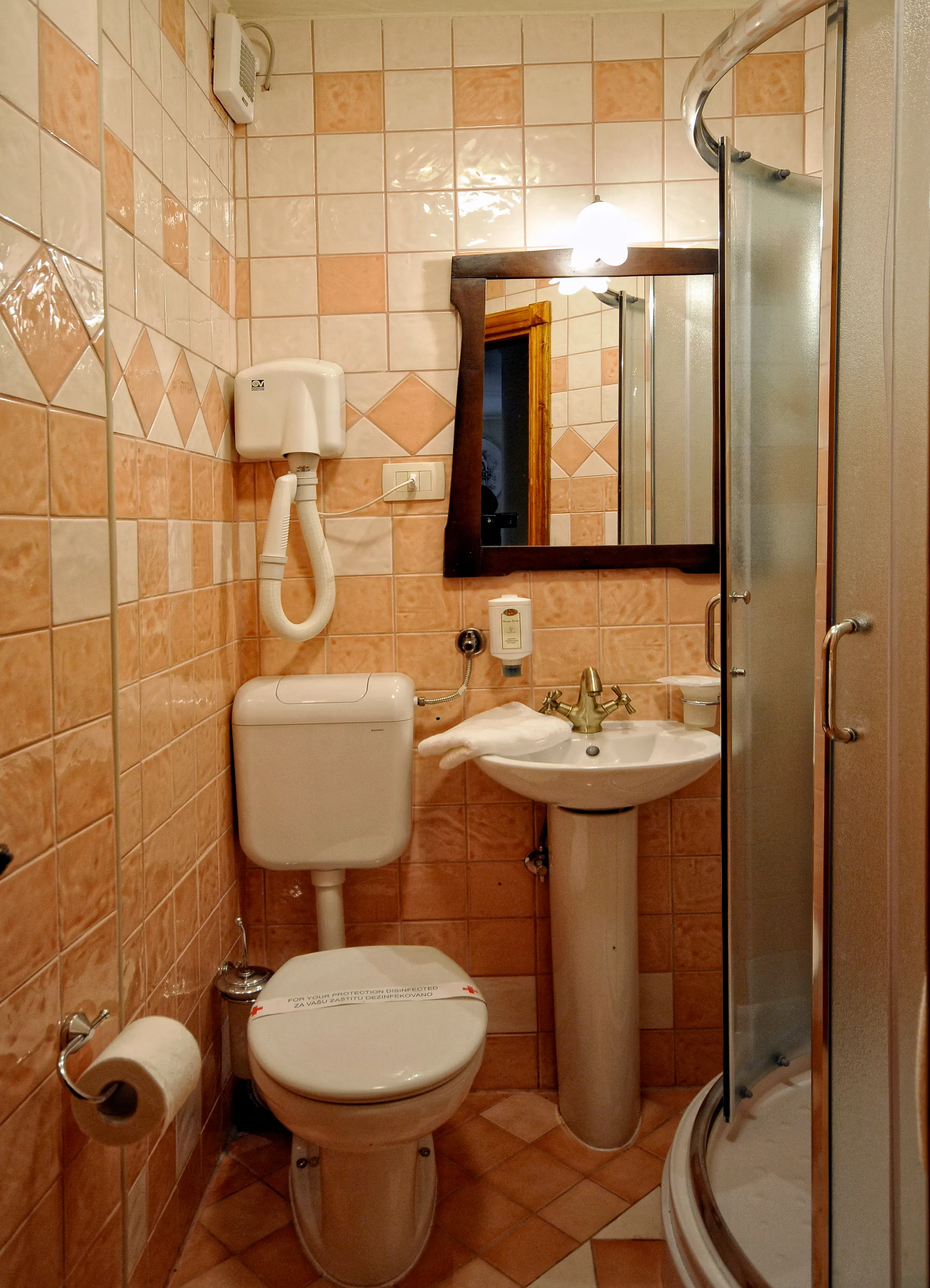 Standard Double Room 2