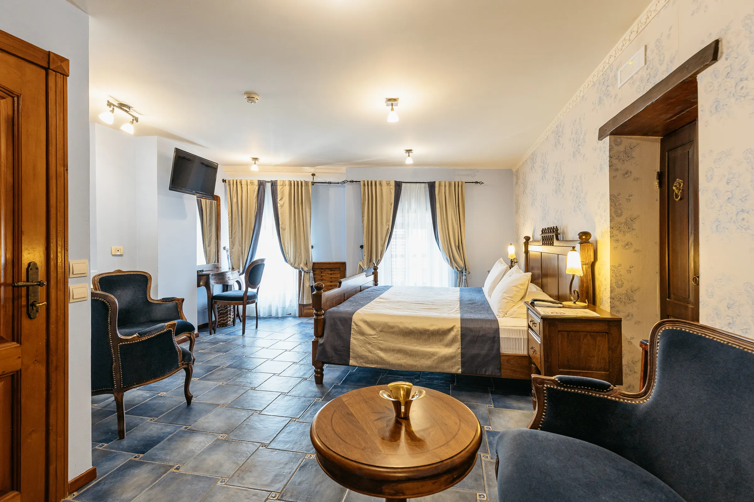 Superior / Deluxe Room